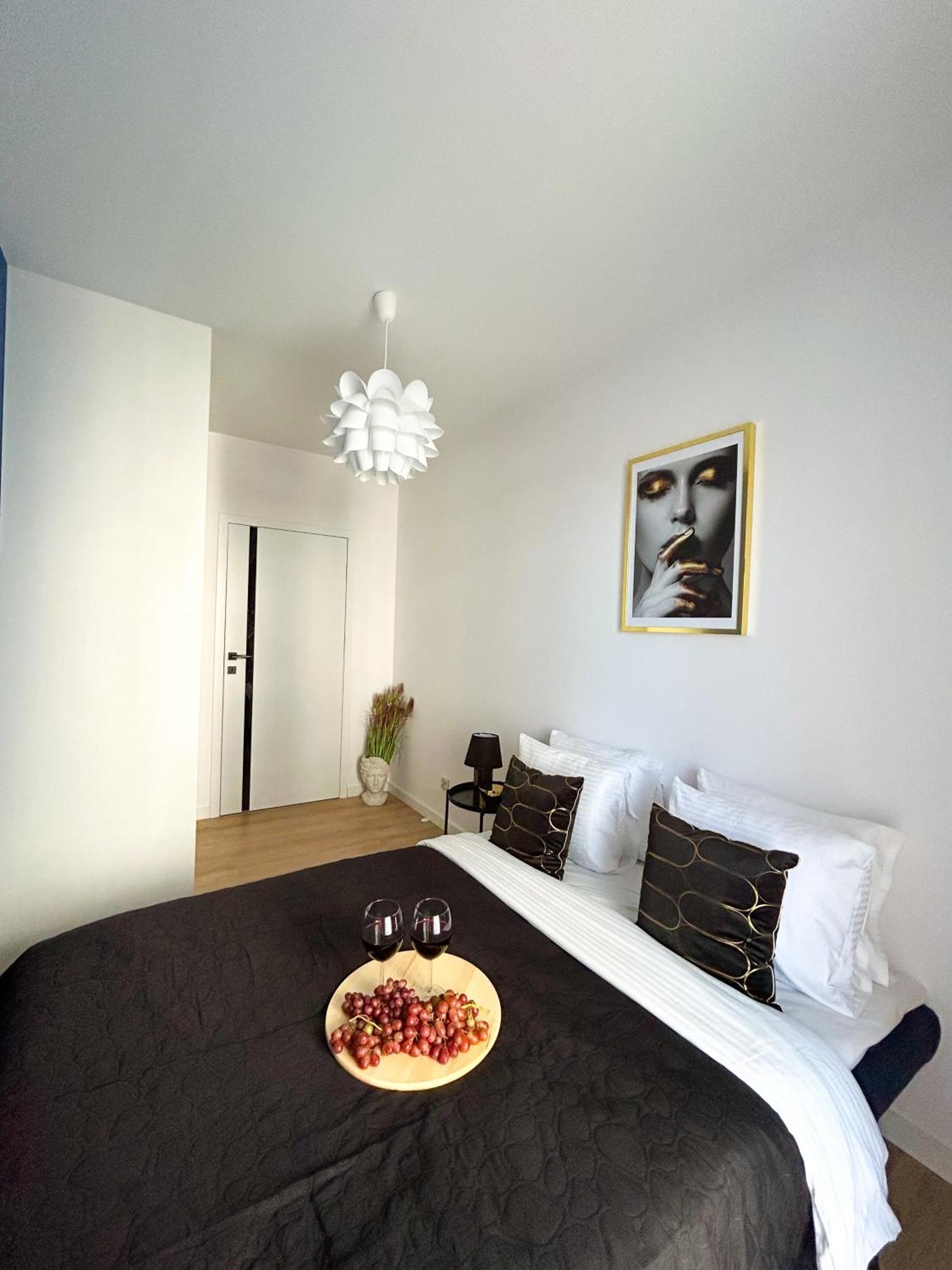 Lumina Stylish 3-Room Apart With Balcony Łódź Eksteriør bilde