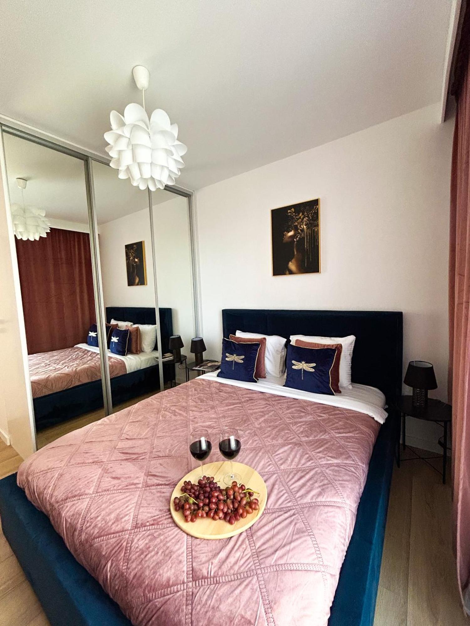 Lumina Stylish 3-Room Apart With Balcony Łódź Eksteriør bilde