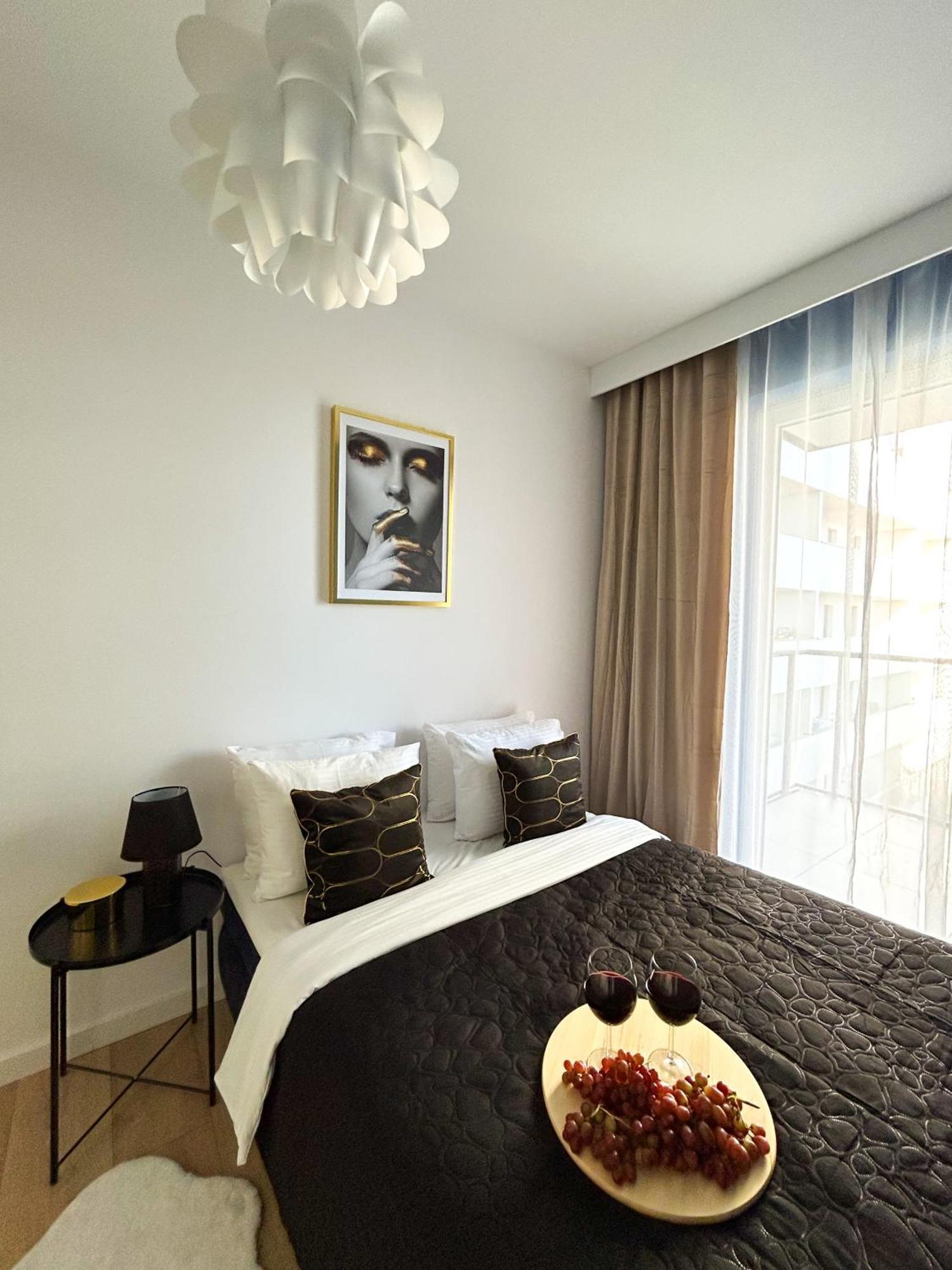 Lumina Stylish 3-Room Apart With Balcony Łódź Eksteriør bilde