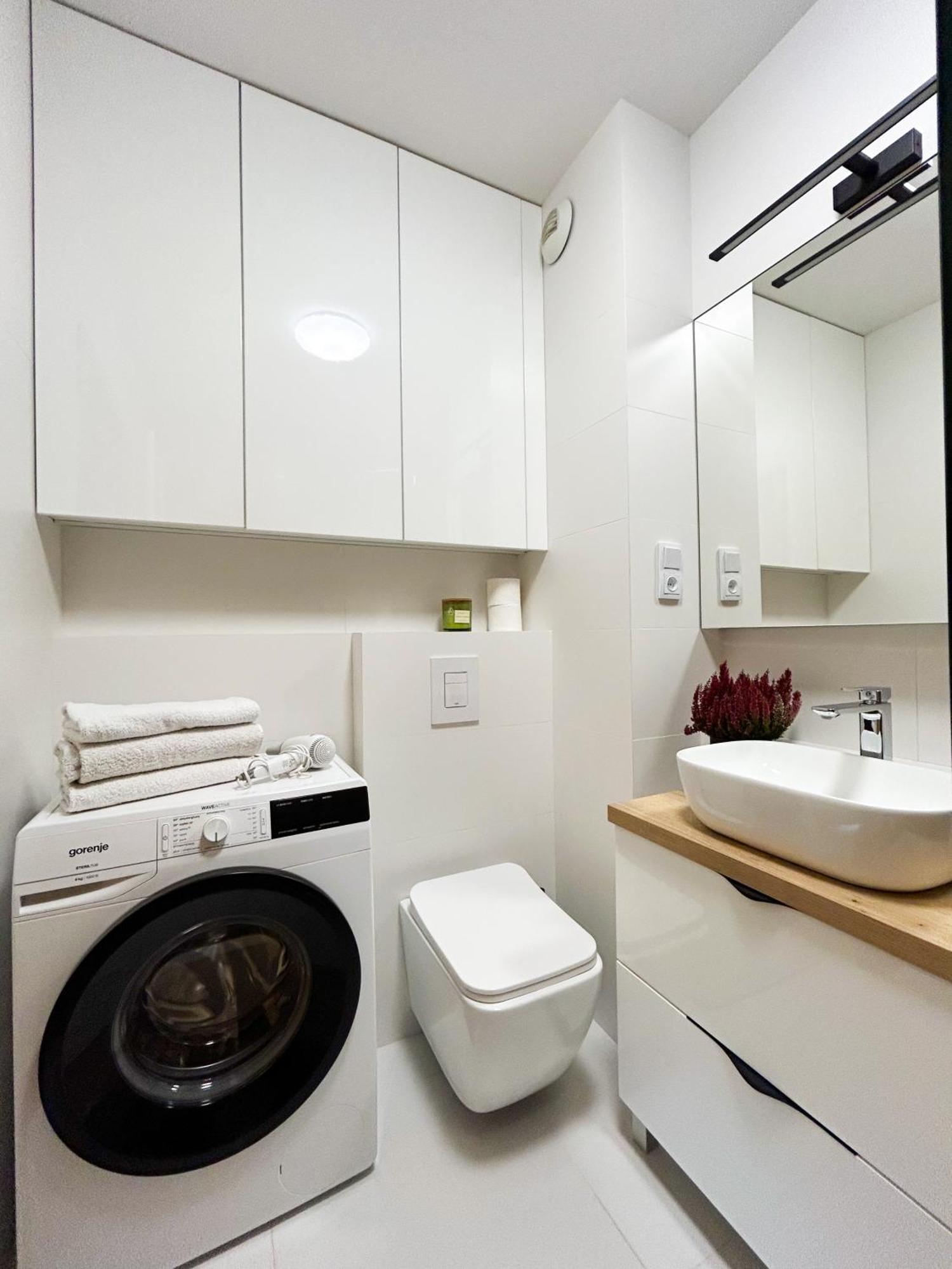 Lumina Stylish 3-Room Apart With Balcony Łódź Eksteriør bilde